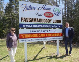 Caroline Davies, Chair of the Development Committee and Steve Neil, Acting Mayor of the Town of St. Andrews